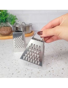 Ralador de Queijo Mini Inox Pequeno 4 Faces Raspas de Limao 2