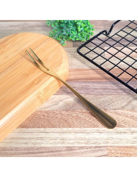 Garfo para Petiscos Frutas Sobremesa Garfinho Dourado Inox